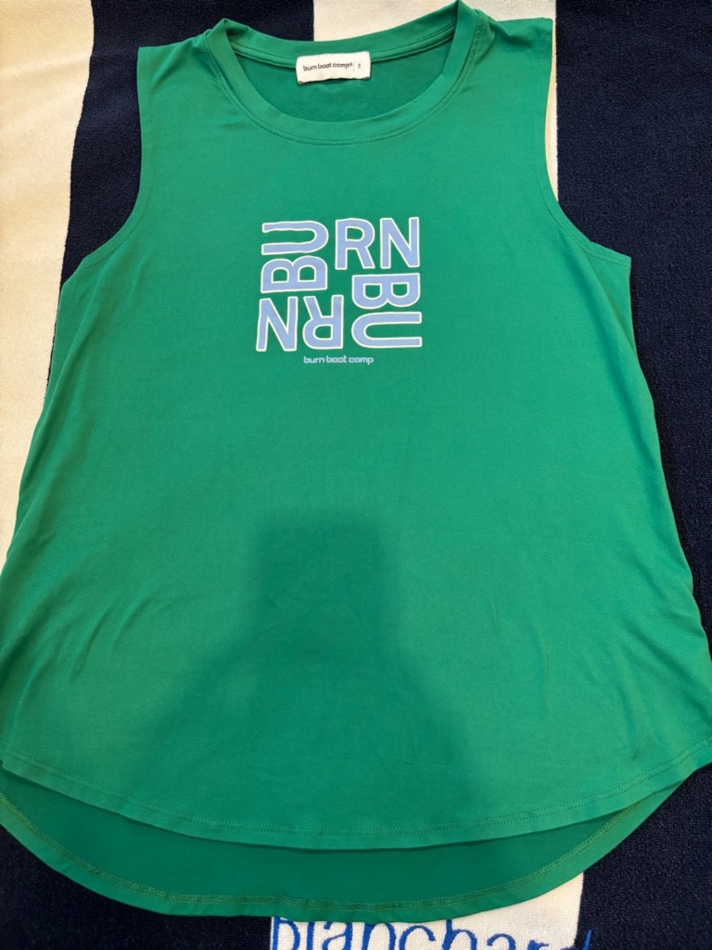 burn boot camp Women’s Green Graphic Tank Top